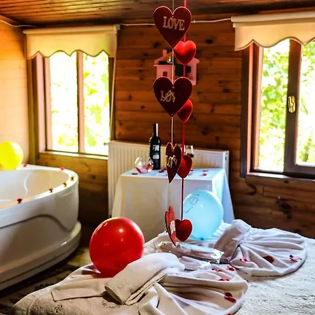 Ekoland Bed & Breakfast *